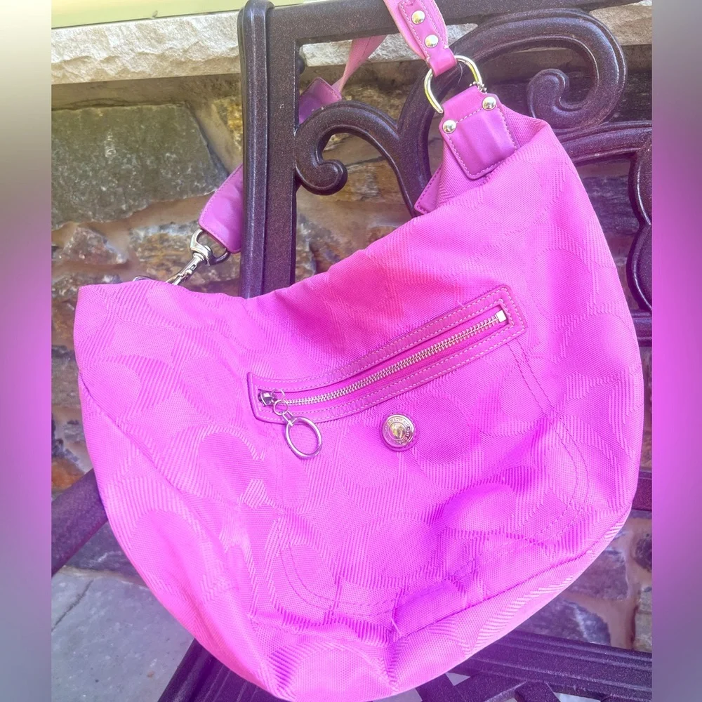 Beautiful summer Coach bag / used - Picture 1 of 9